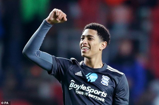 记者：红军已向科纳特开最后一份报价，若他接受将成顶薪之一（记者：利物浦向科纳特递上最终合同，若同意将跻身队内顶薪行列）