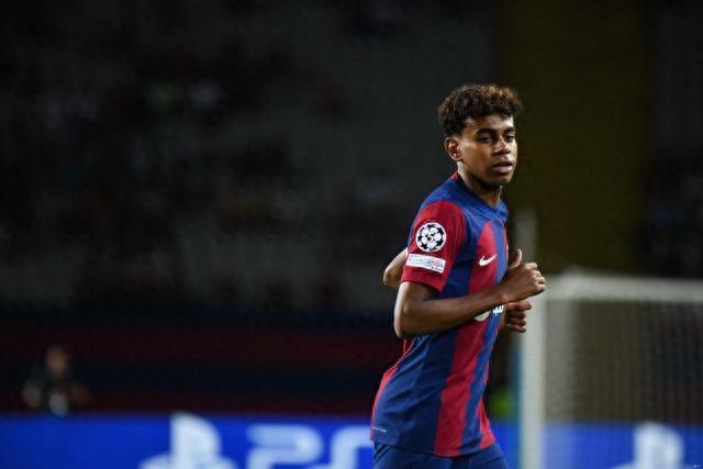 官方：瓦斯科达伽马与小将拉扬续约；拜仁等俱乐部在关注他（瓦斯科达伽马官宣与新星拉扬续约，拜仁等豪门持续关注）