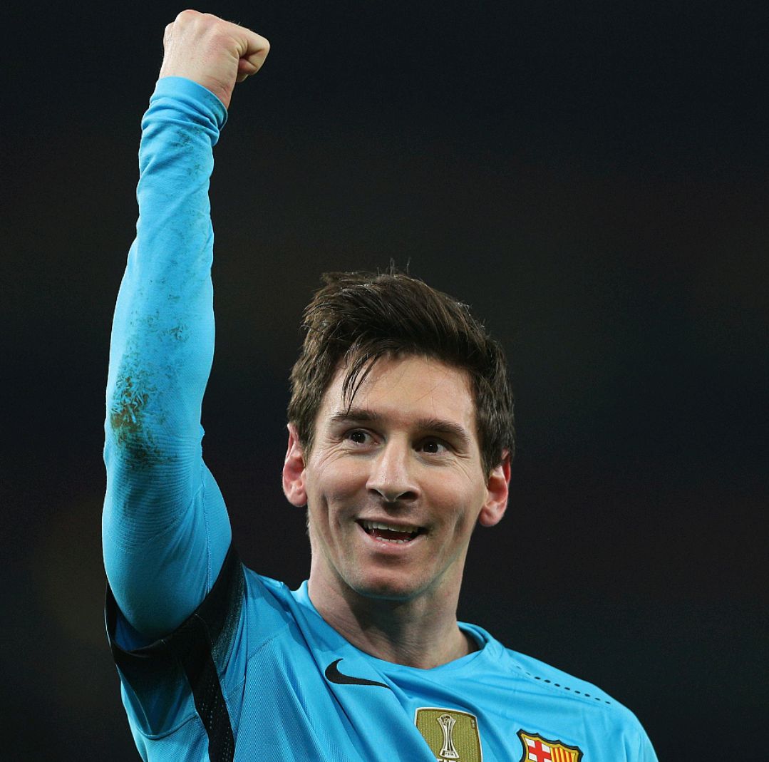 田柾国首登滚石英日韩三版封面，创杂志联动先例（田柾国首次包揽《滚石》英、日、韩三版封面，开创跨刊联动先河）