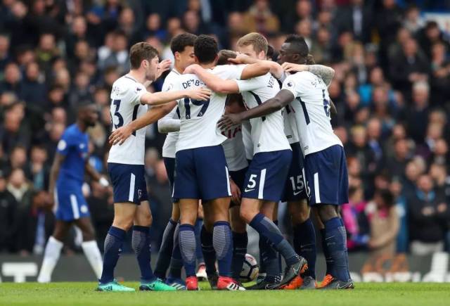 CBA：浙江队继续连胜 力克新疆男篮（CBA：浙江延续连胜势头 击败新疆男篮）