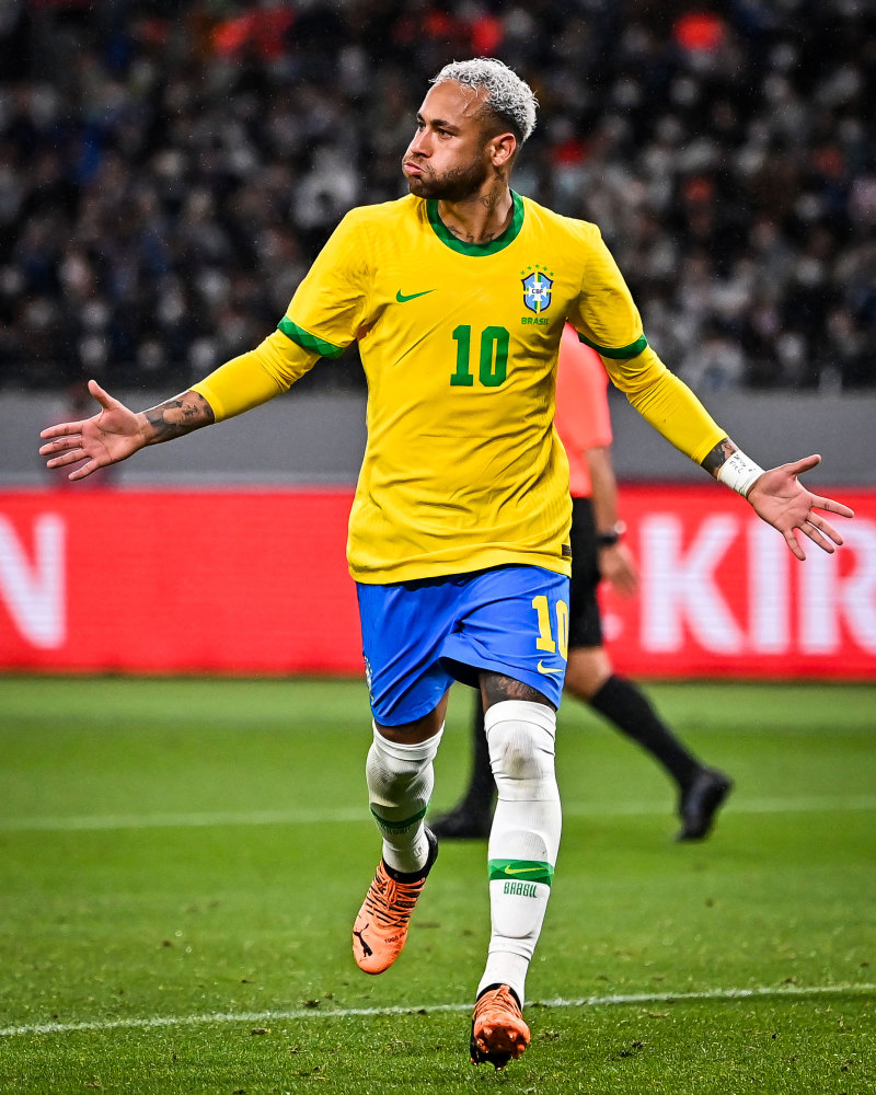 塔图姆关键球命中 绿军守住胜果（塔图姆命中关键一投 绿军守住胜利）